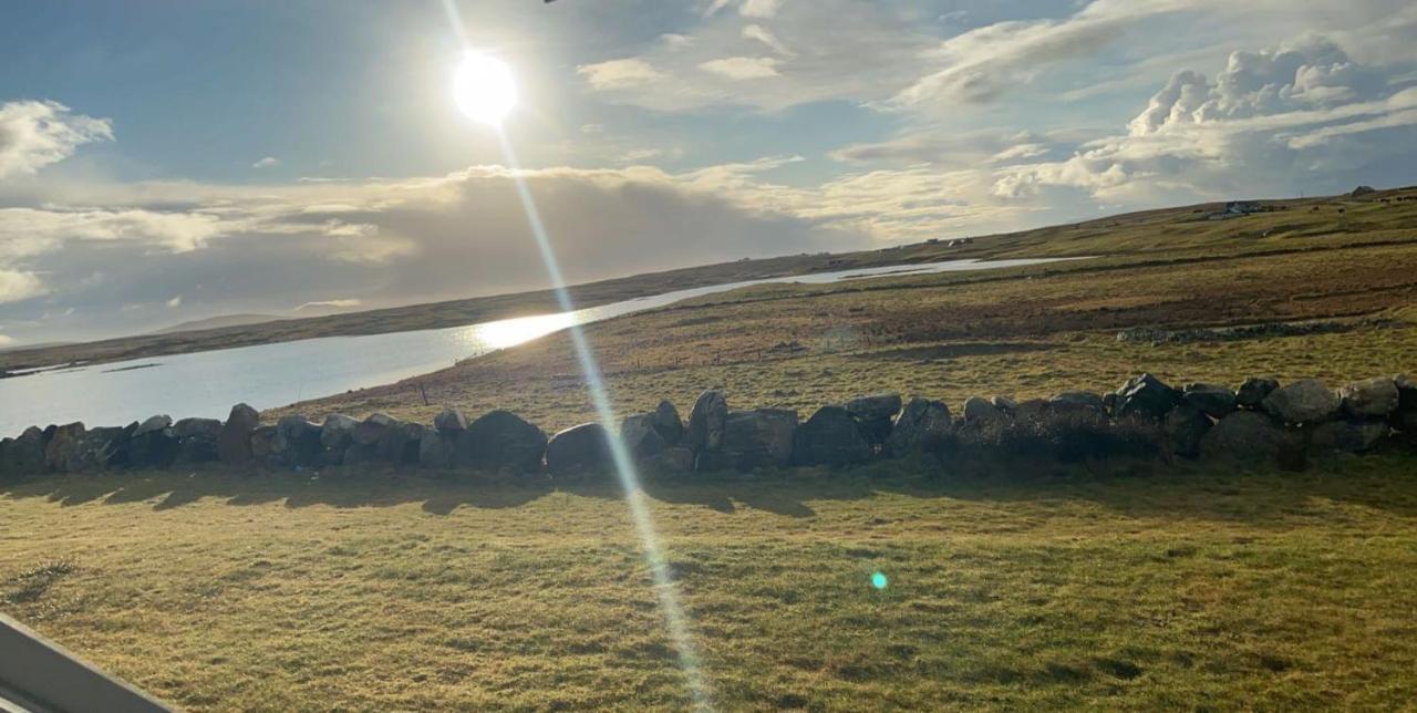 Swan View Lodge - North Uist Lochmaddy Esterno foto