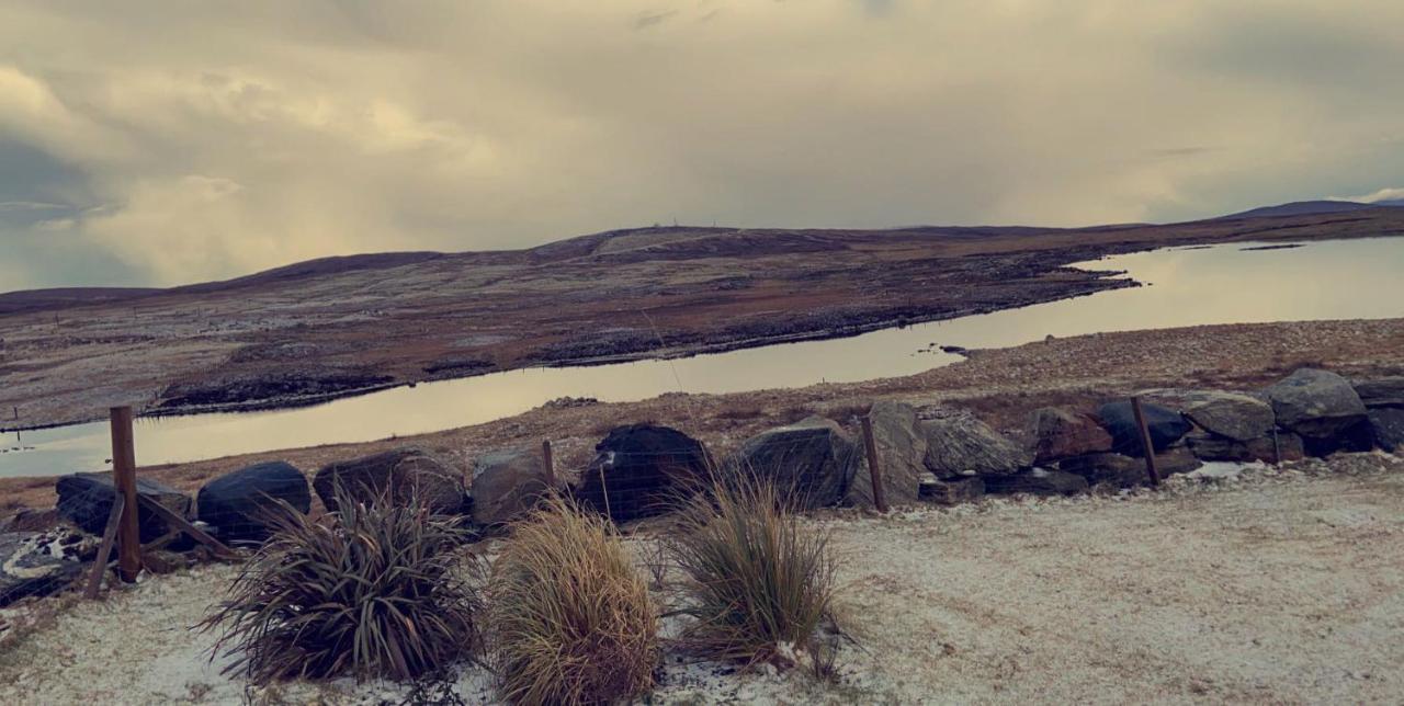 Swan View Lodge - North Uist Lochmaddy Esterno foto