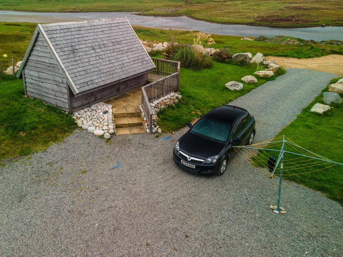 Swan View Lodge - North Uist Lochmaddy Esterno foto